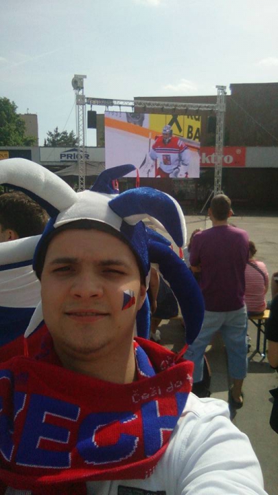 První SELFIE ze sobotního odpoledne na náměstí dorazily do redakce Orlovských novin
