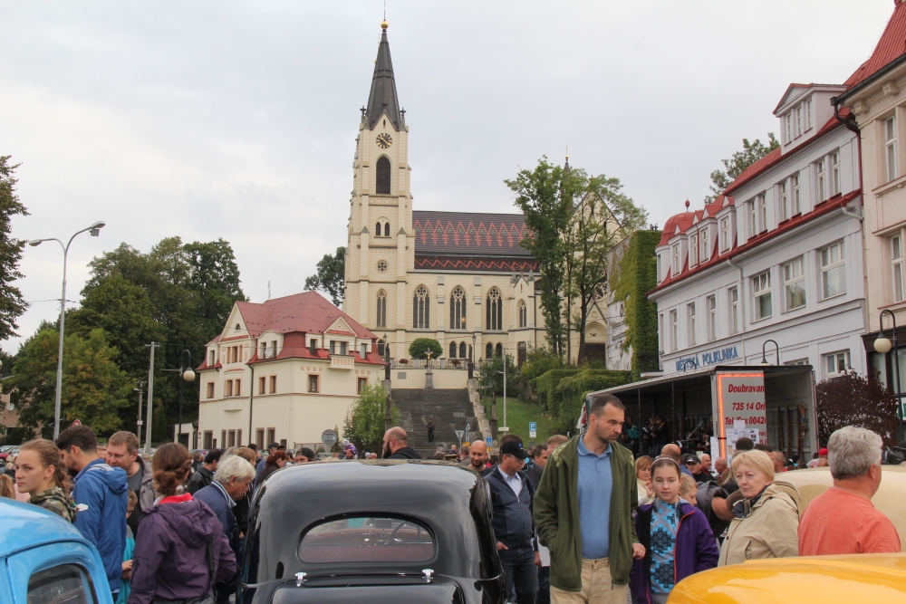Velkolepá přehlídka veteránů