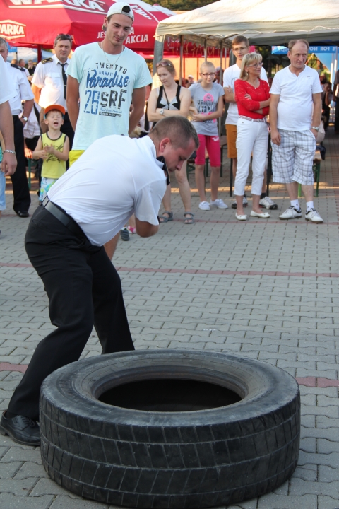 Festival byl i vzájemným zápolením v netradičních disciplínách