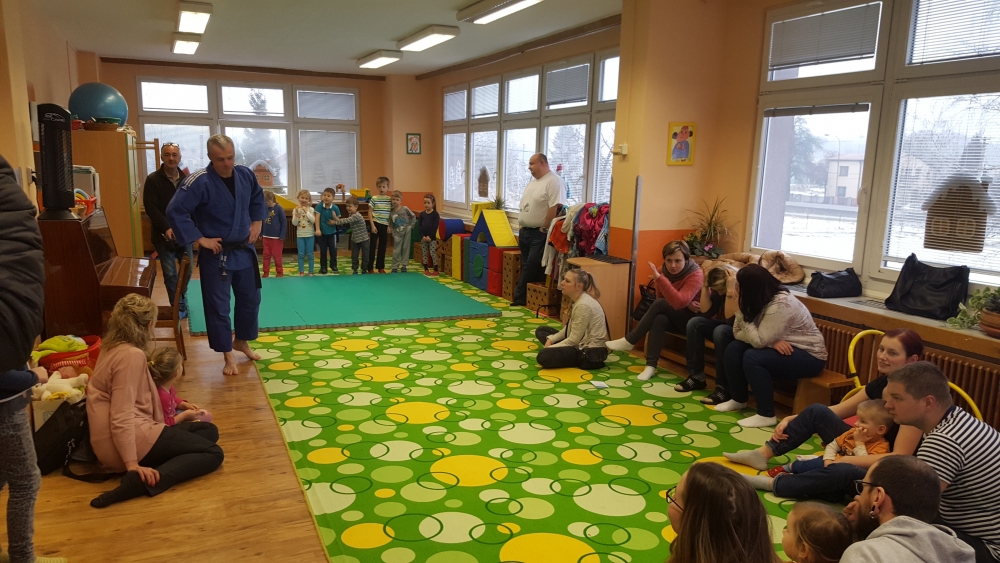 MŠ Na Vyhlídce 1143 a JUDO s rodiči