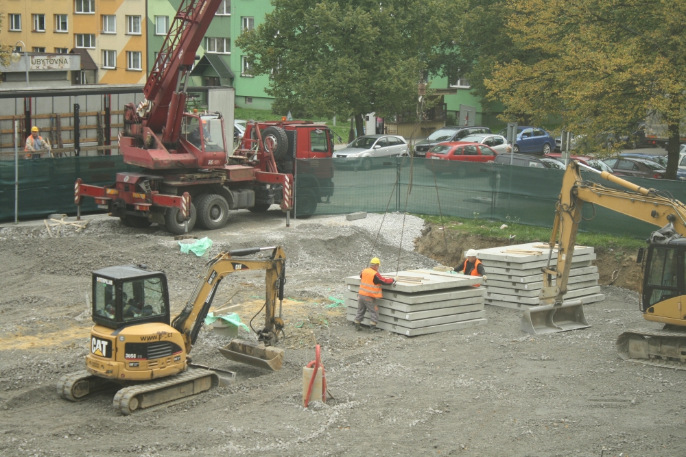 Výstavba orlovského náměstí je zpožděná o půl roku