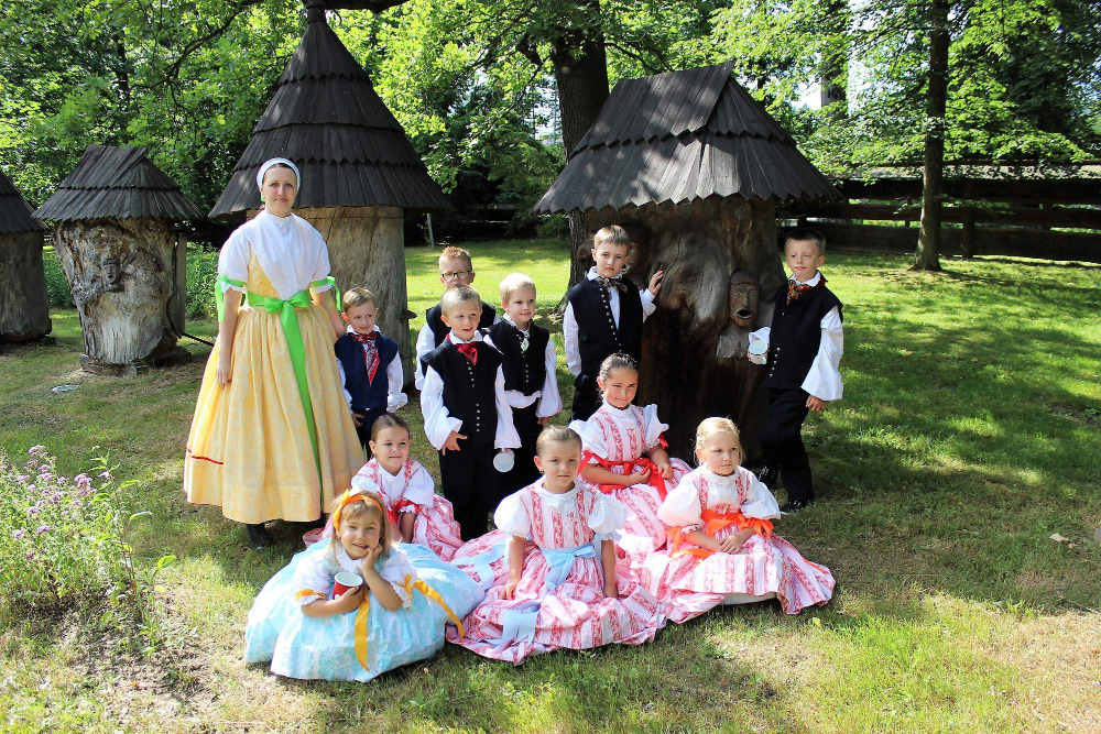 VÝROČNÍ KONCERT FOLKLORNÍHO UMĚNÍ