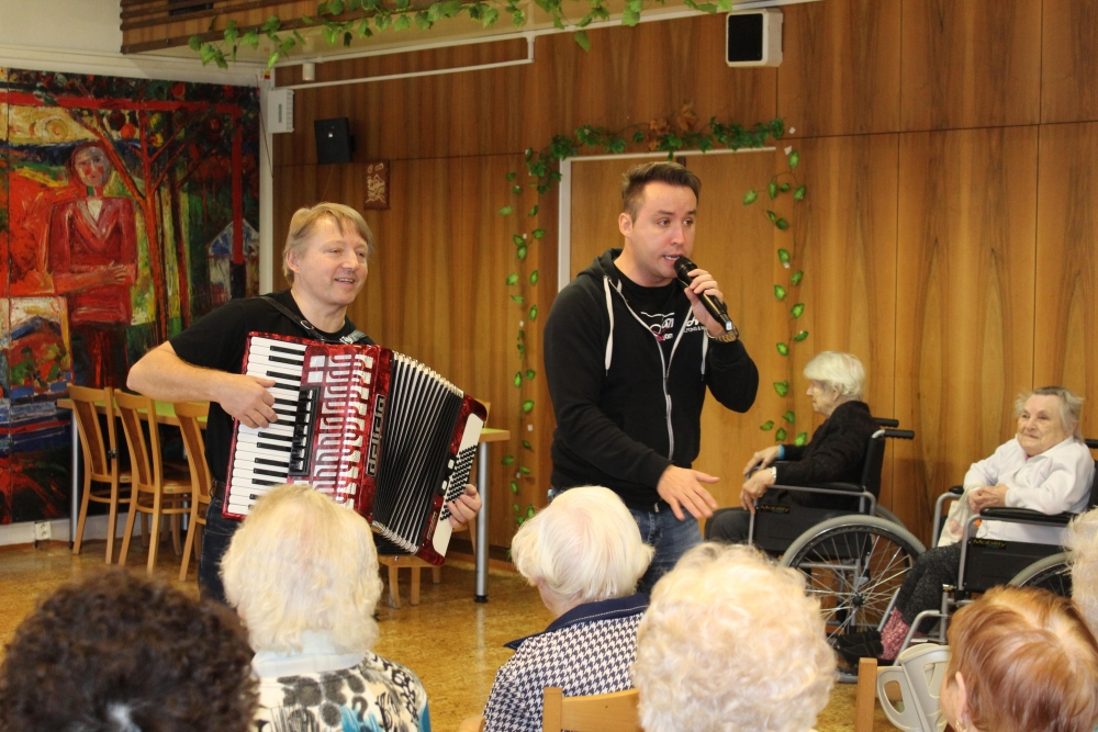 Koncert „DUO JAMAHA“ ve VESNĚ