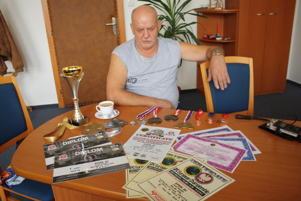 Se sportem začal Jiří Svozil v šedesáti letech
