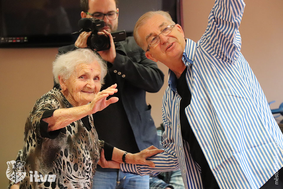 Domov pro seniory Slezské humanity - Tančit lze v každém věku. Stačí mít z tance radost.