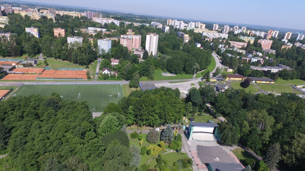 NA TRHU CHYBÍ INSTALATÉŘI, HORNÍCI A ZDRAVOTNÍ SESTRY