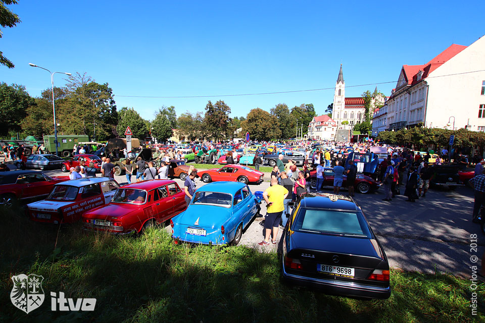Orlovský sraz auto-moto veteránů