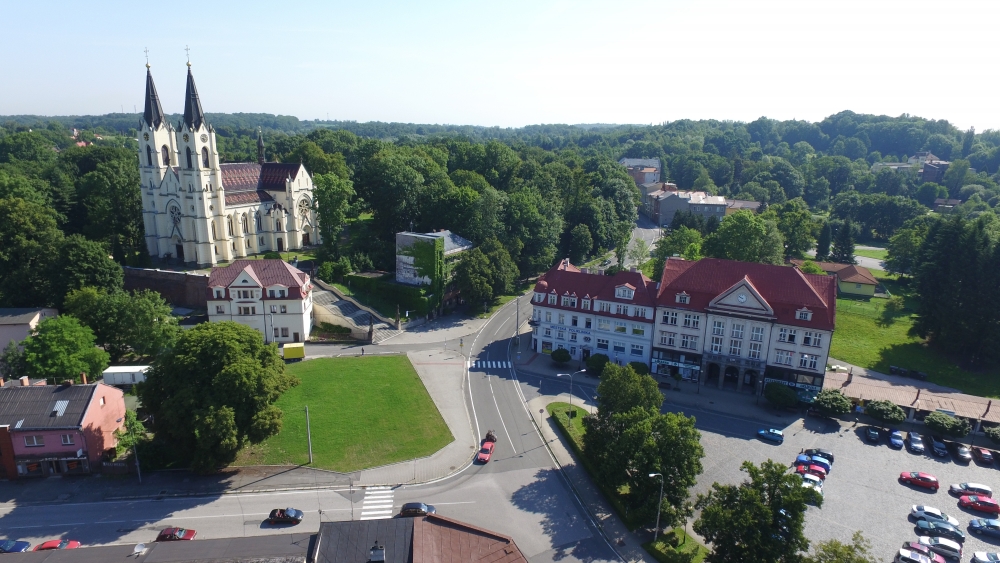 Město Orlová nabízí k pronájmu volné nebytové prostory: