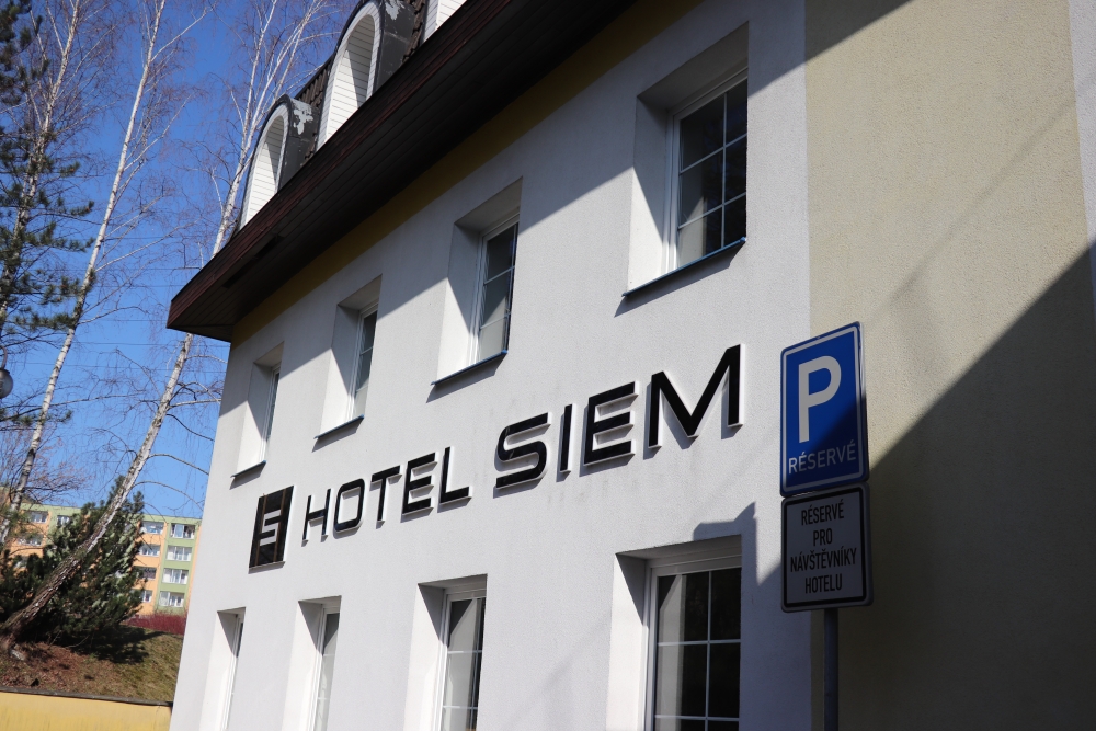 MĚSTO HLEDÁ ZÁJEMCE O PROVOZ HOTELU