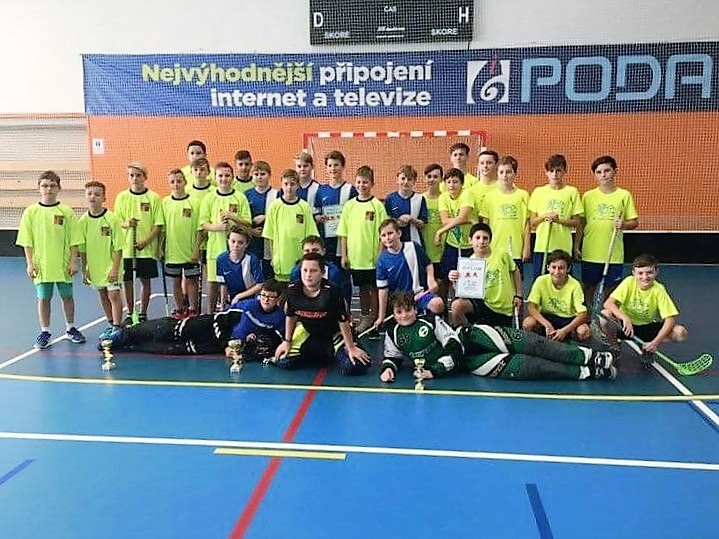 Florbalisté z Mládí v okresním kole