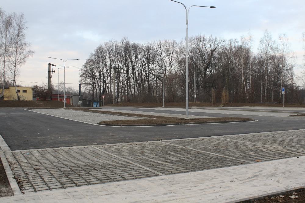 ZPROVOZNĚNO PARKOVIŠTĚ NA RYDULTOWSKÉ