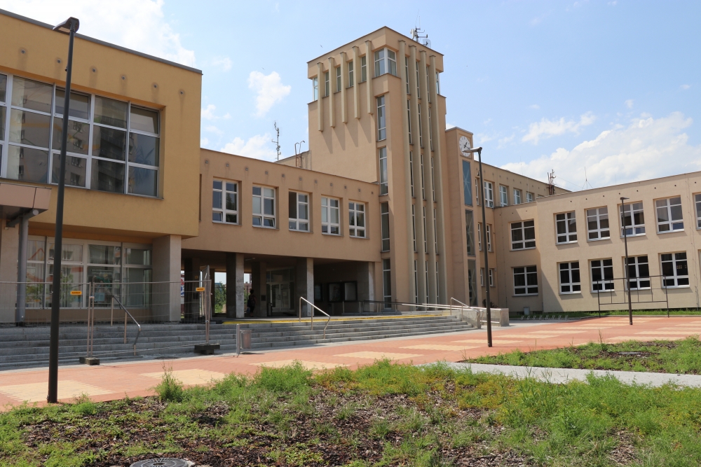 ZMĚNA ÚŘEDNÍCH HODIN - CZECHPOINT