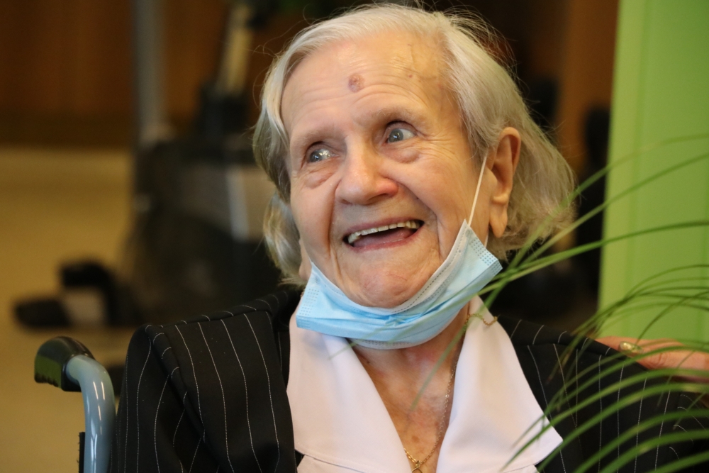 STOLETÁ JUBILANTKA MARIE KONKOLOVÁ SE TĚŠÍ DOBRÉ NÁLADĚ