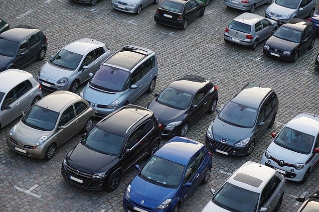 UVOLNÍ SE DALŠÍCH 33 PARKOVACÍCH MÍST