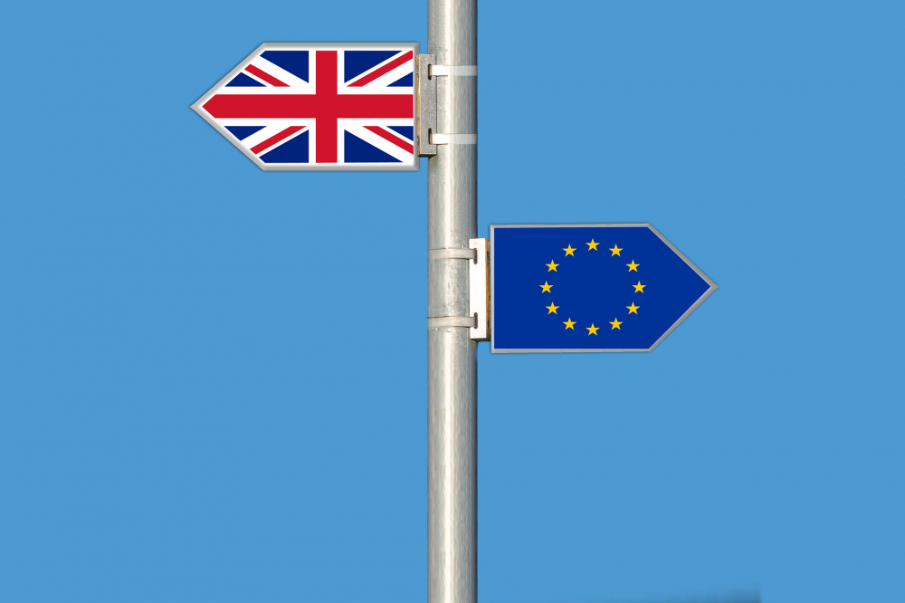 NA CESTU DO BRITÁNIE JE OD ŘÍJNA POTŘEBA PAS