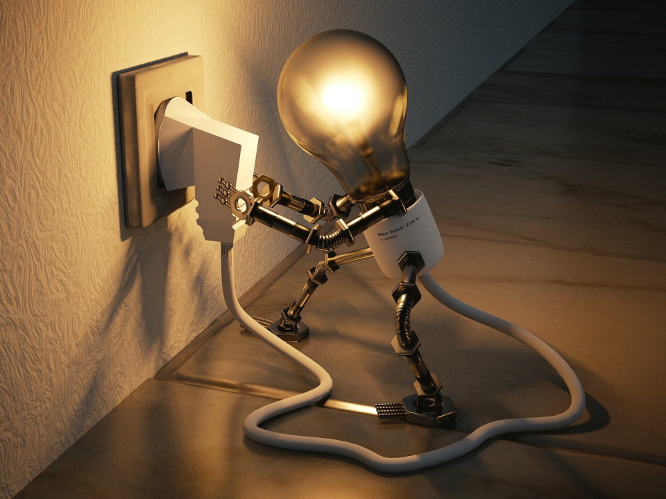 ZÁKAZNÍKY BOHEMIA ENERGY PŘEBÍRAJÍ DODAVATELÉ POSLEDNÍ INSTANCE