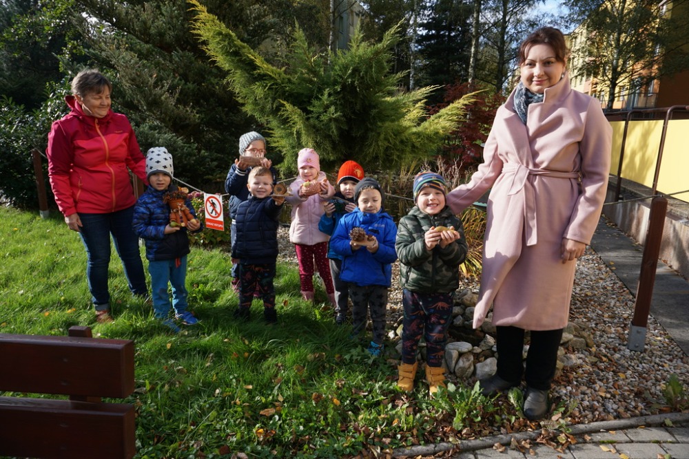 MŠ Ke Studánce 1033 - Přinášet úsměv a potěšení ...
