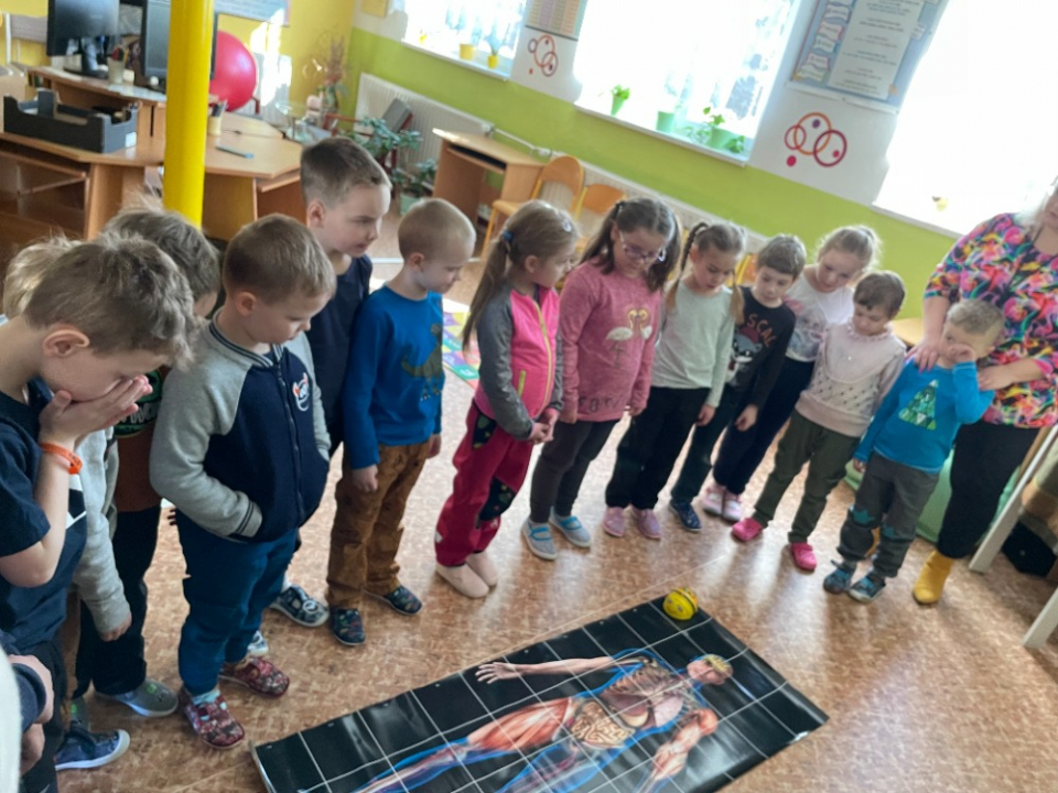 Hrajeme si na školáky - MŠ Ke Studánce 1033