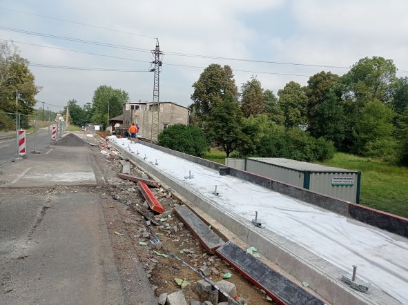 REKONSTRUKCE OPĚRNÉ ZDI VE STARÉ ORLOVÉ JE V PLNÉM PROUDU