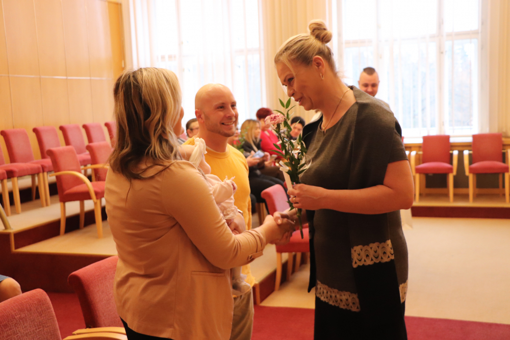 DO PAMĚTNÍ KNIHY MĚSTA BYLI ZAPSÁNI DALŠÍ OBČÁNCI