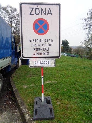 ČISTĚNÍ DÁLE PROBÍHÁ V OKOLÍ ULICE NA STUCHLÍKOVCI