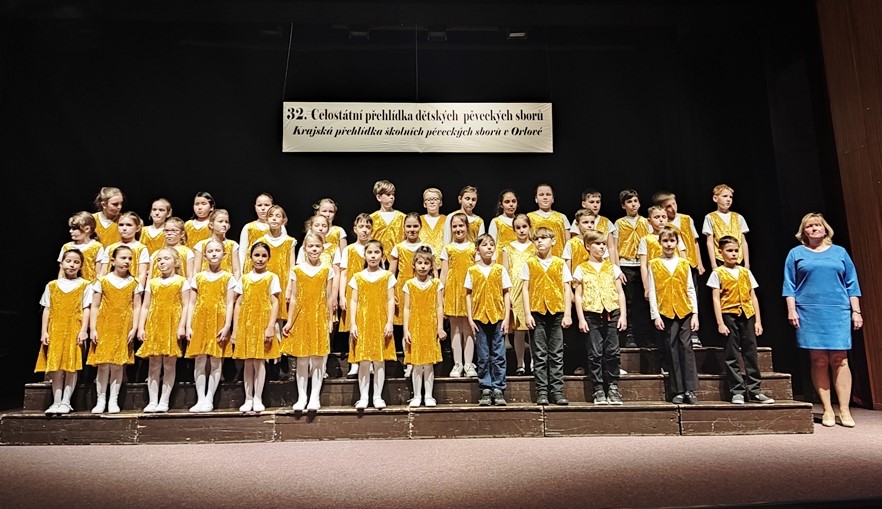 ZŠ K. Dvořáčka 1230 - Krajská přehlídka dětských pěveckých sborů