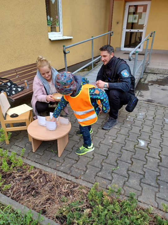MŠ Okružní 917 - Dopravní odpoledne s tatínky a Městskou policií Orlová