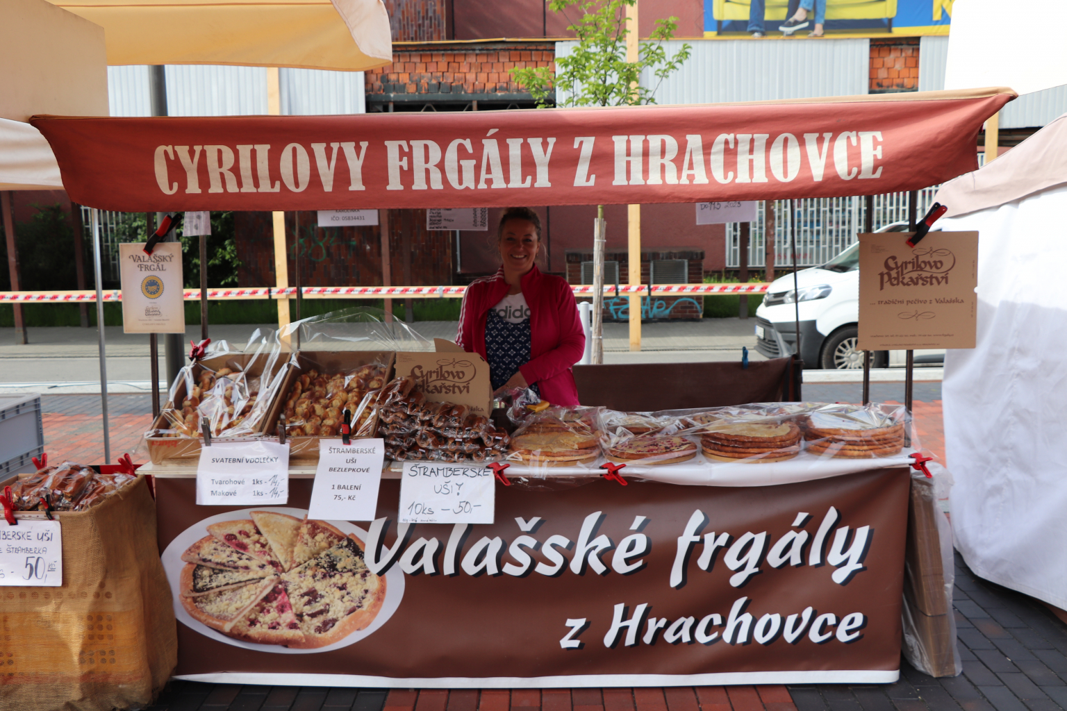 FARMÁŘSKÉ TRHY JSOU V PLNÉM PROUDU