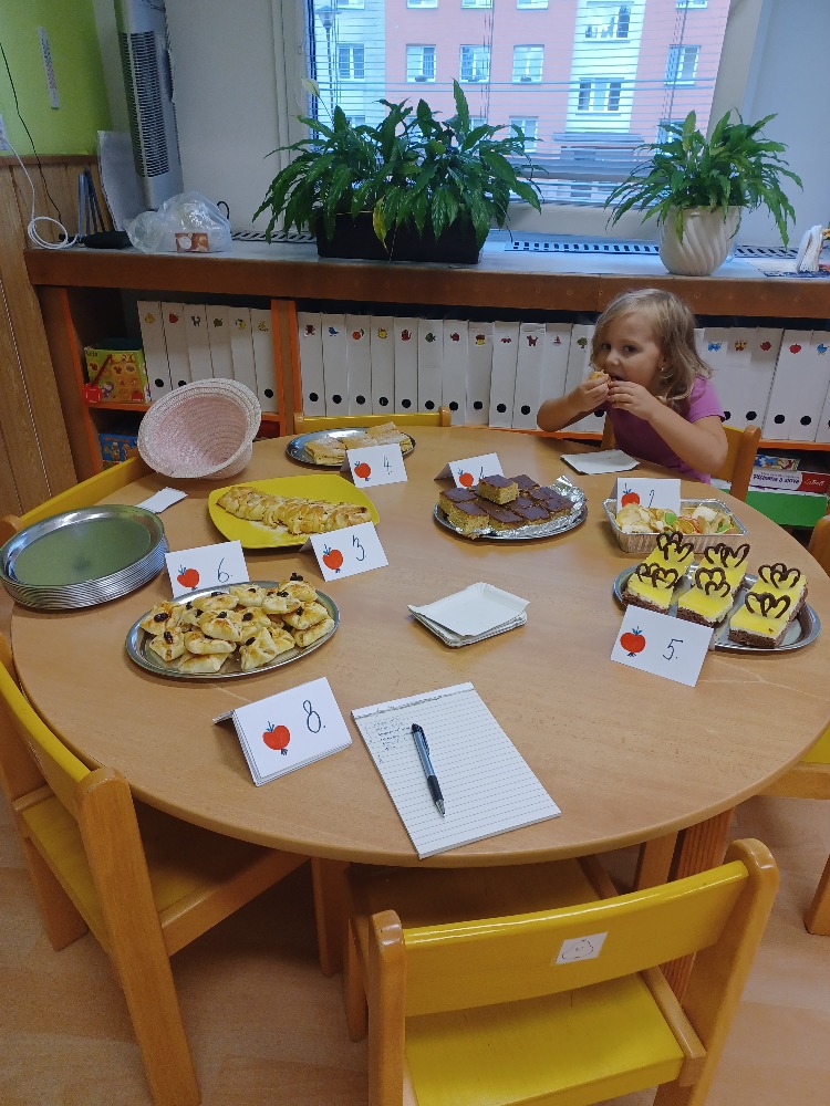Za plotem MŠ Okružní – jablíčkový workshop