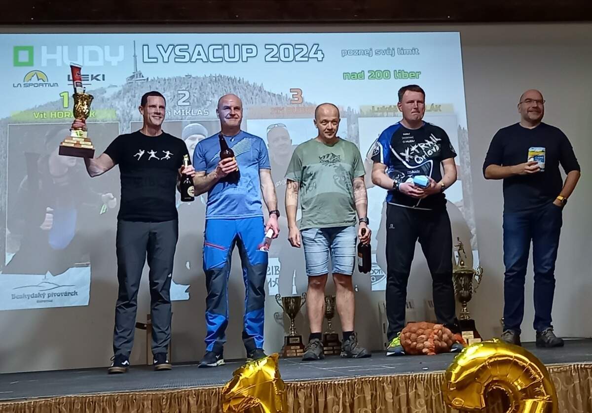 XTRAILÁCI SBÍRÁJÍ KRÁSNÁ UMÍSTĚNÍ