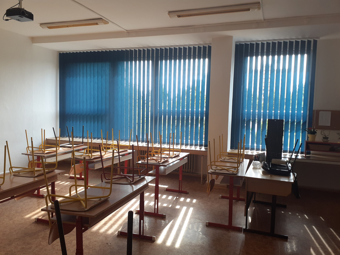 ZŠ Školní 862 - O prázdninách se neučilo, ale opravovalo