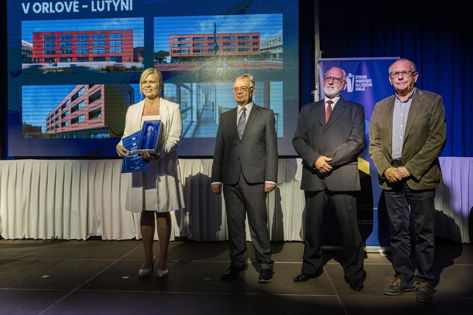 Polyfunkční dům na orlovském náměstí získal hlavní cenu v soutěži Stavba roku