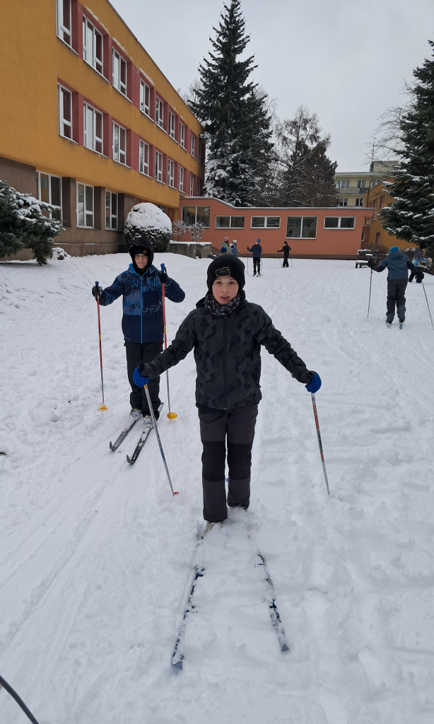 Běžecké lyžování na ZŠ Školní