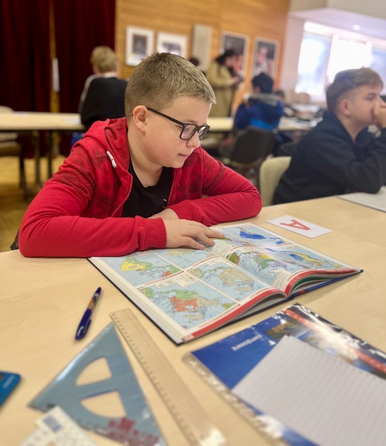 STUDÁNKA SLAVÍ ÚSPĚCH V GEOGRAFICKÉ OLYMPIÁDĚ