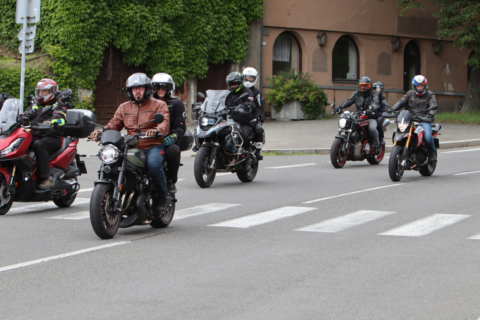 MOTORKÁŘI BRÁZDILI ULICEMI OKRESU
