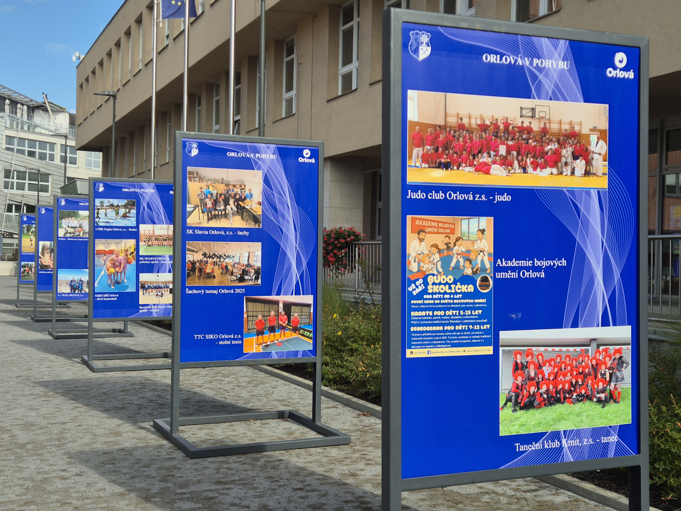 NA NÁMĚSTÍ JE NOVÁ VÝSTAVA FOTOGRAFIÍ