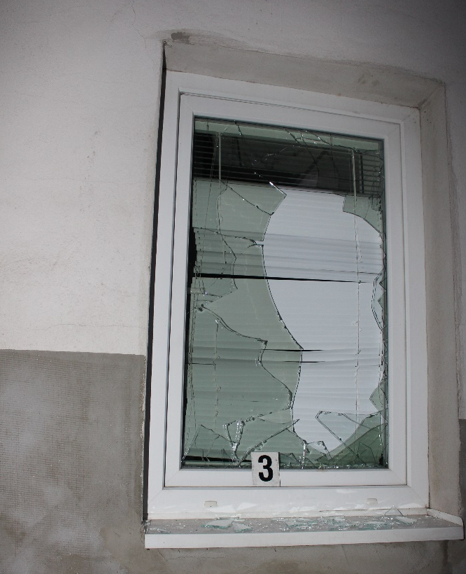 POLICISTÉ ZADRŽELI ZLODĚJE, KTEŘÍ MAJÍ NA SVĚDOMÍ SÉRII VLOUPÁNÍ