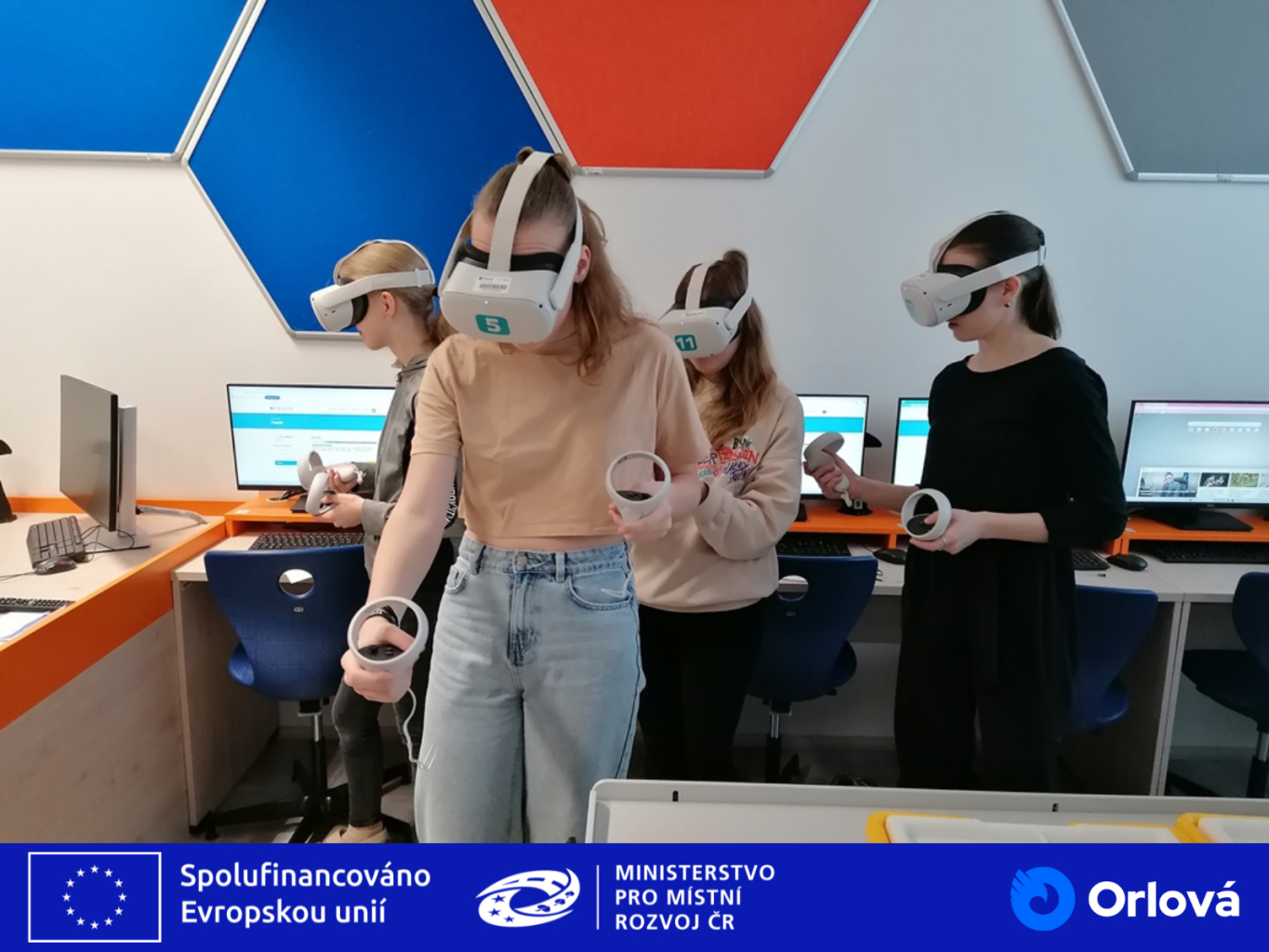 ORLOVSKÉ ŠKOLY JDOU S DOBOU