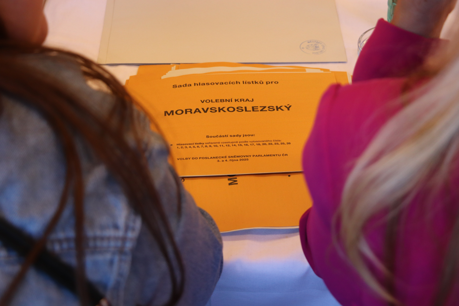 SNĚMOVNÍ VOLBY ZAČALY