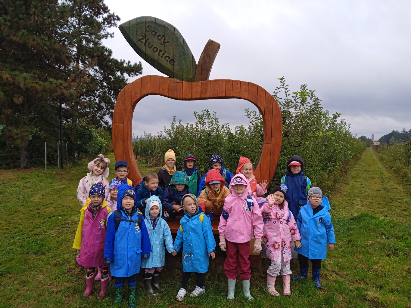 MŠ Lesní - Naučný výlet do ovocných sadů