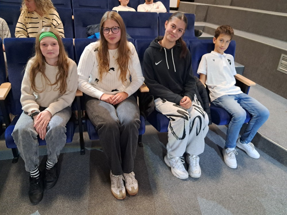 ZŠ Školní - Vyhlášení Plavecké soutěže měst 2025