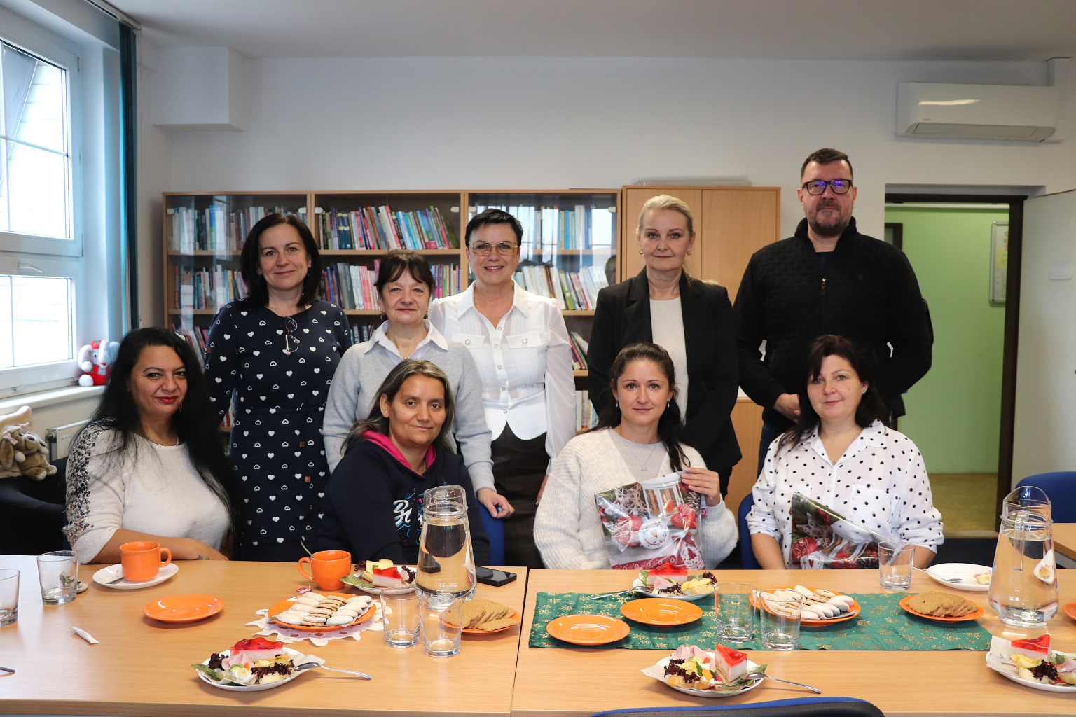 OSPOD PODĚKOVAL PŘECHODNÝM PĚSTOUNŮM ZA DOBROU SPOLUPRÁCI