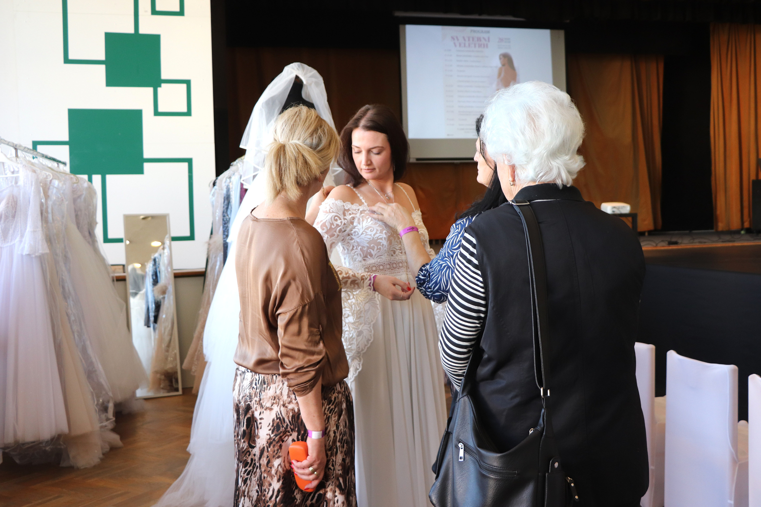 ORLOVÁ MÁ ZA SEBOU PRVNÍ ROČNÍK SVATEBNÍHO VELETRHU