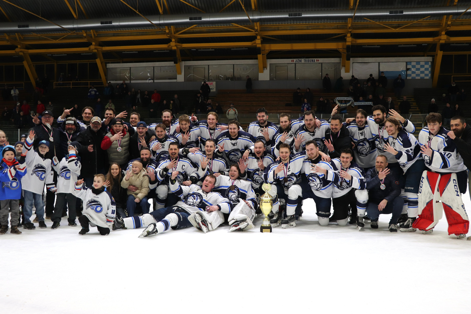 MISTŘI NA ČTVRTOU! SLOVAN PŘEPSAL DĚJINY