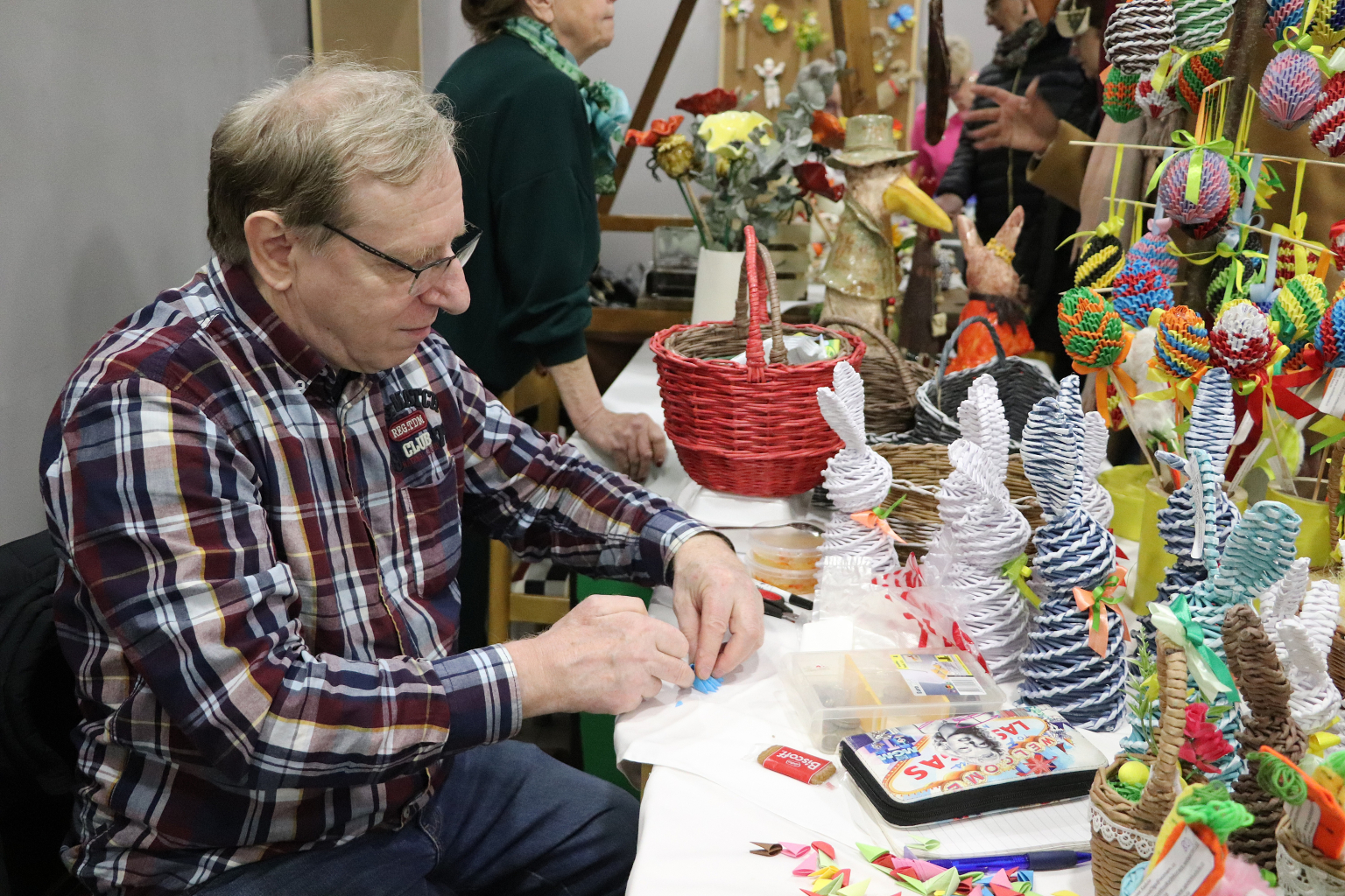 VELIKONOČNÍ TRH JE V PLNÉM PROUDU