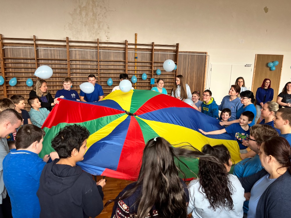 ZŠ Jarní - Modrý svět – Den autismu