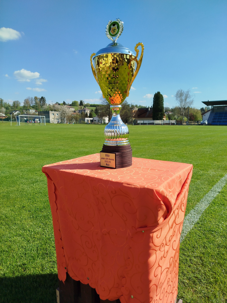 FOTBALOVÁ SLAVIA VYHRÁLA OKRESNÍ POHÁR