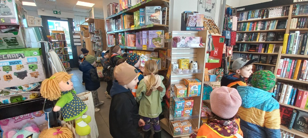 „Týden s knihou“ ve třídě Ježků na Mateřské škole Lesní