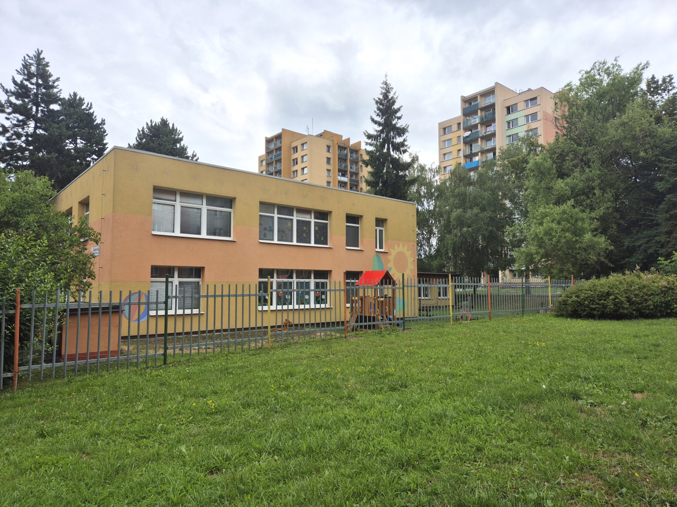 V KUCHYNI ŠKOLKY OKRUŽNÍ BUDE MODERNÍ VZDUCHOTECHNIKA