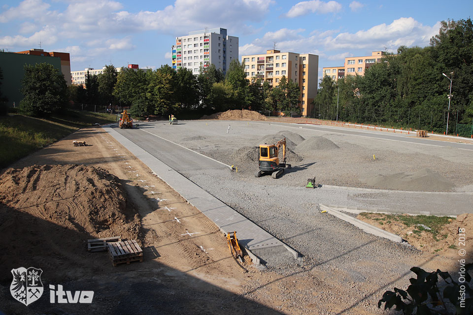 Revitalizace atletického hřiště na V. etapě 